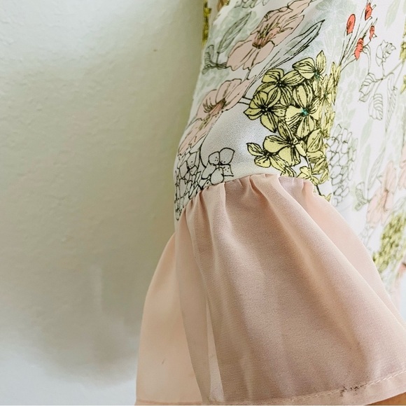Cato est.1946 Floral Print Women's Top with Ruffle Hem size L spring light airy - Picture 4 of 10